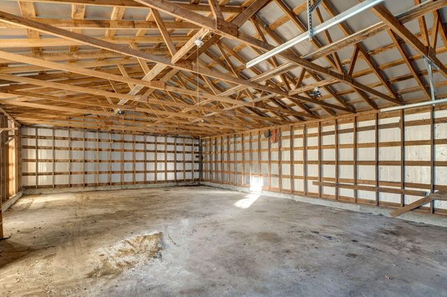 1562 N Maple Street, Buffalo, MO 65622