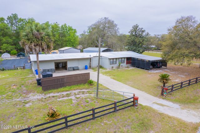 239 LYNNE Drive, Palatka, FL 32177