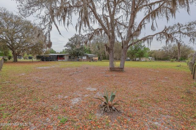 239 LYNNE Drive, Palatka, FL 32177