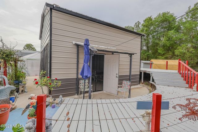 239 LYNNE Drive, Palatka, FL 32177