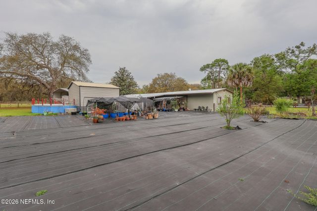 239 LYNNE Drive, Palatka, FL 32177