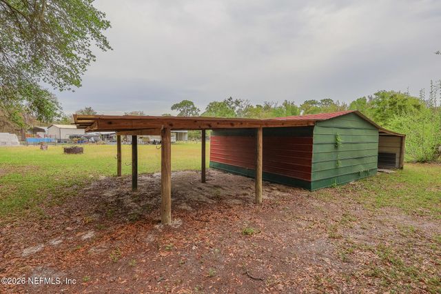 239 LYNNE Drive, Palatka, FL 32177