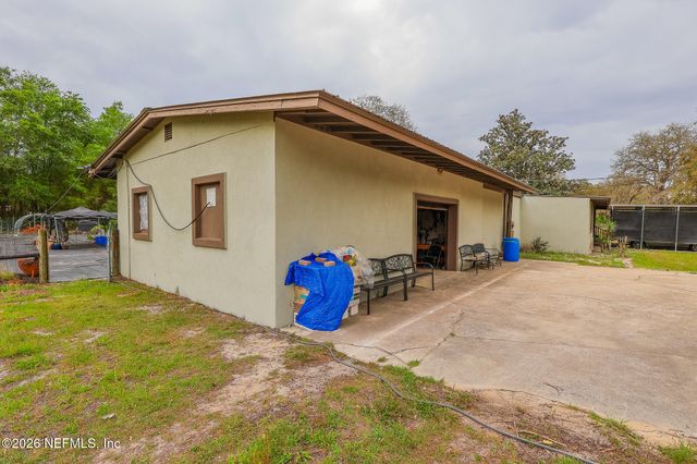 239 LYNNE Drive, Palatka, FL 32177