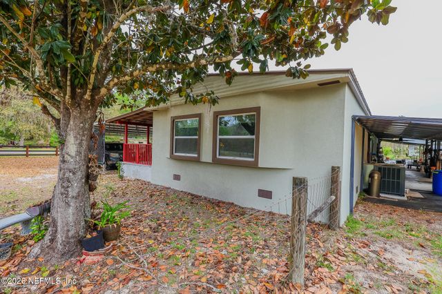 239 LYNNE Drive, Palatka, FL 32177