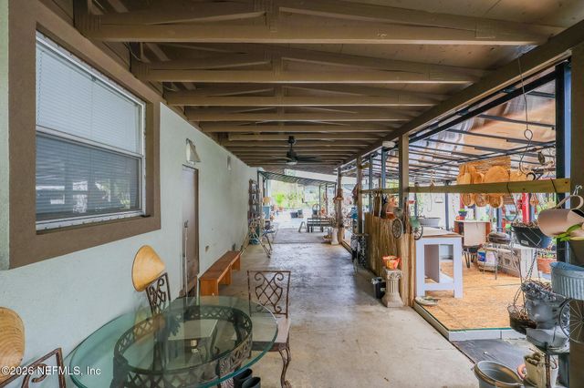 239 LYNNE Drive, Palatka, FL 32177
