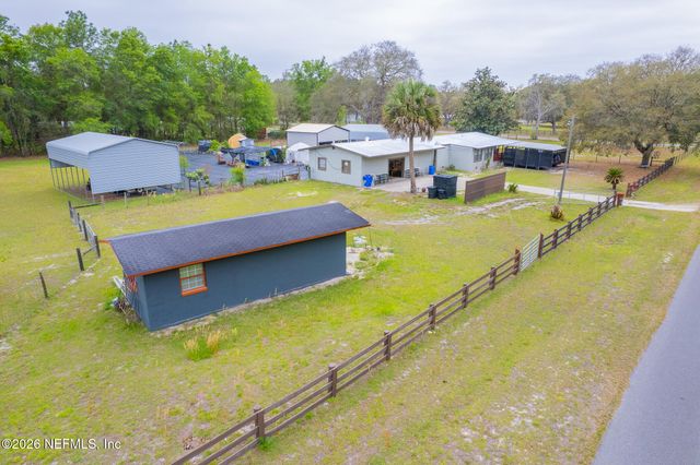239 LYNNE Drive, Palatka, FL 32177