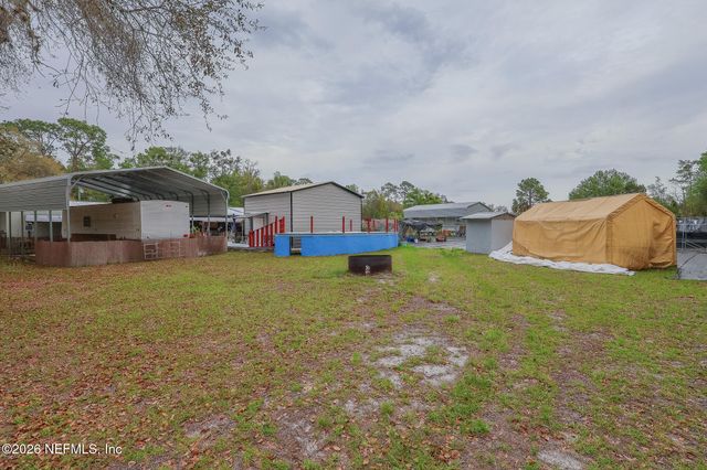 239 LYNNE Drive, Palatka, FL 32177