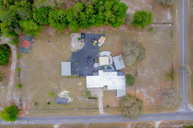 239 LYNNE Drive, Palatka, FL 32177