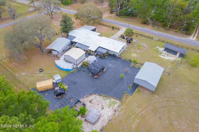 239 LYNNE Drive, Palatka, FL 32177