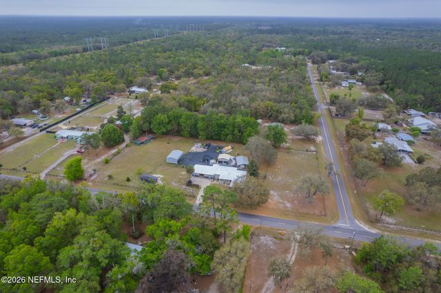239 LYNNE Drive, Palatka, FL 32177