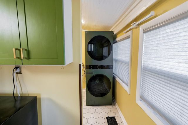 612 N SALISBURY AVENUE, Deland, FL 32720