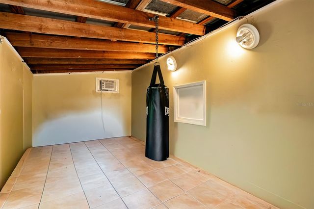 612 N SALISBURY AVENUE, Deland, FL 32720