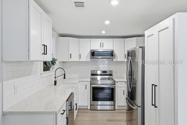 617 N Jasper St, Ridgeland, SC 29936