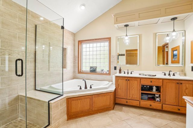 19715 Embers Avenue, Farmington, MN 55024