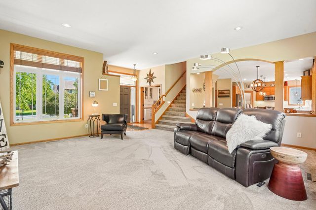 19715 Embers Avenue, Farmington, MN 55024