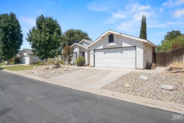 6304 Derby Drive, Bakersfield, CA 93306