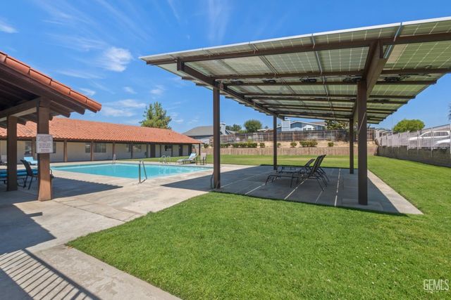 6304 Derby Drive, Bakersfield, CA 93306