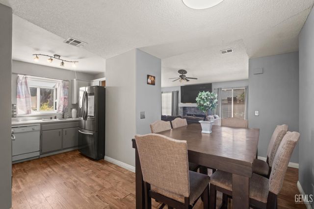 6304 Derby Drive, Bakersfield, CA 93306