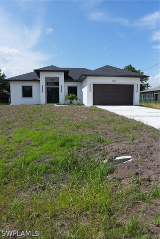 2512 40th ST SW, Lehigh Acres, FL 33976
