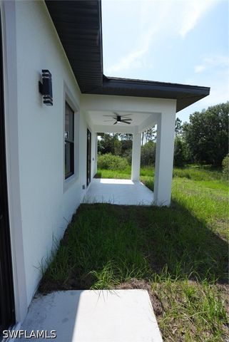 2512 40th ST SW, Lehigh Acres, FL 33976