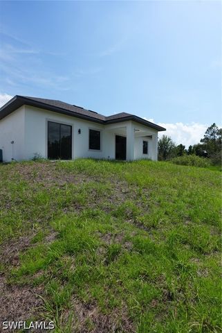 2512 40th ST SW, Lehigh Acres, FL 33976