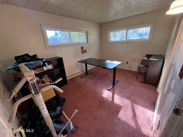 110 Mount Vernon Place, Walbridge, OH 43465