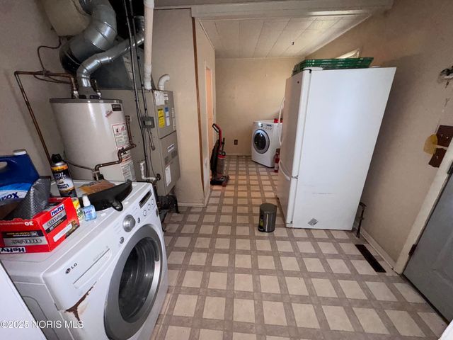 110 Mount Vernon Place, Walbridge, OH 43465