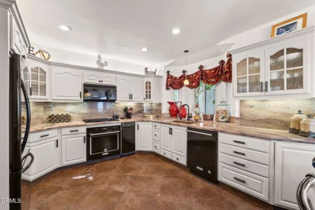 2112 Bermuda Dunes Place, Oxnard, CA 93036