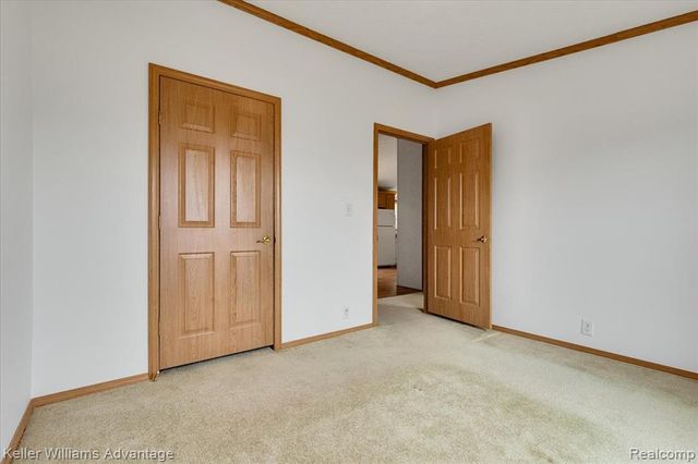 22 Ridgeway, Saline, MI 48176