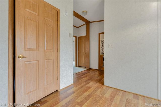 22 Ridgeway, Saline, MI 48176