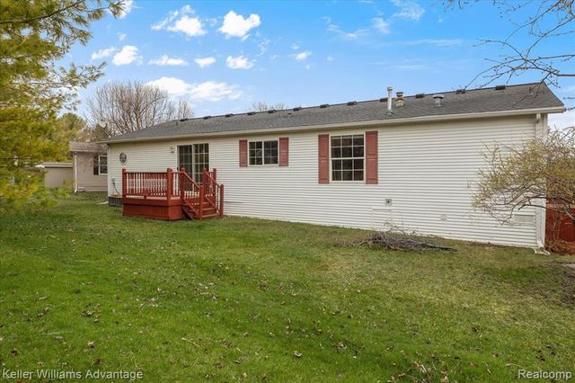 22 Ridgeway, Saline, MI 48176