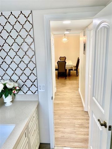 619 NE 14th Avenue 301, Hallandale Beach, FL 33009
