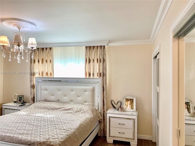 619 NE 14th Avenue 301, Hallandale Beach, FL 33009