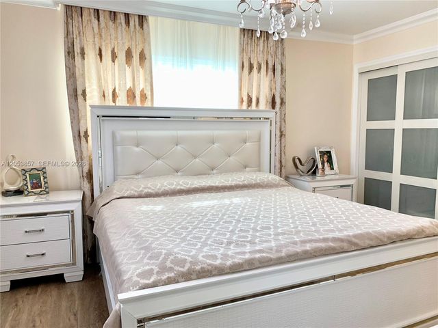 619 NE 14th Avenue 301, Hallandale Beach, FL 33009