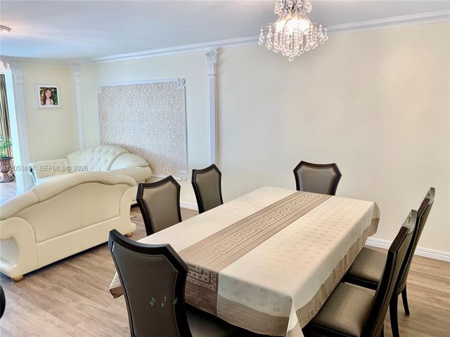 619 NE 14th Avenue 301, Hallandale Beach, FL 33009