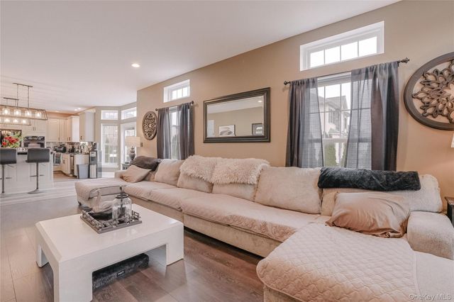 3002 Molly Pitcher Drive, New Windsor, NY 12553