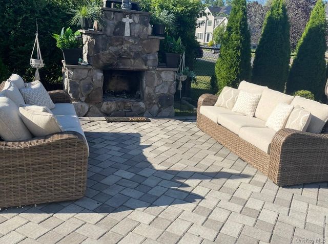 3002 Molly Pitcher Drive, New Windsor, NY 12553