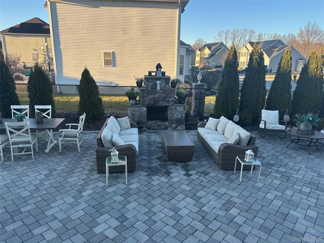 3002 Molly Pitcher Drive, New Windsor, NY 12553