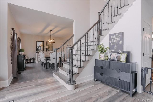 3002 Molly Pitcher Drive, New Windsor, NY 12553