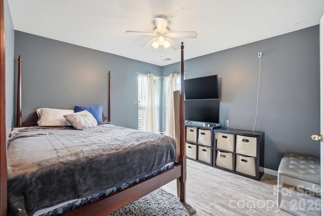 12610 Skymaster Court, Charlotte, NC 28278