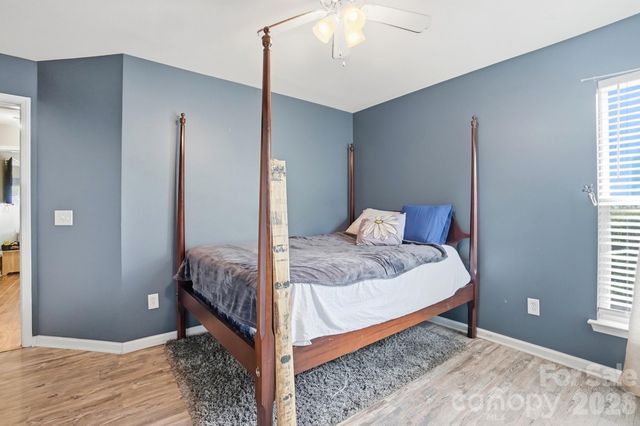 12610 Skymaster Court, Charlotte, NC 28278