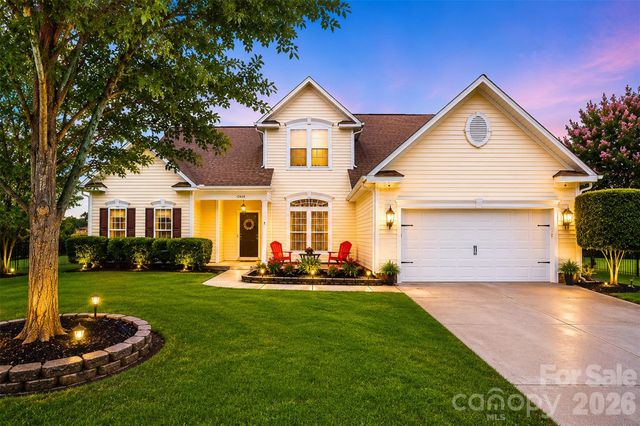 12610 Skymaster Court, Charlotte, NC 28278