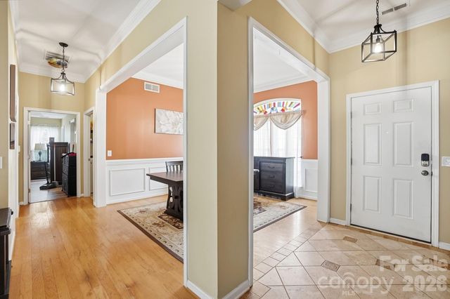 12610 Skymaster Court, Charlotte, NC 28278