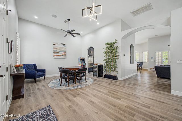 1920 E AURELIUS Avenue, Phoenix, AZ 85020