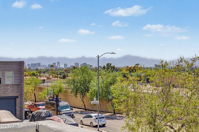 1920 E AURELIUS Avenue, Phoenix, AZ 85020