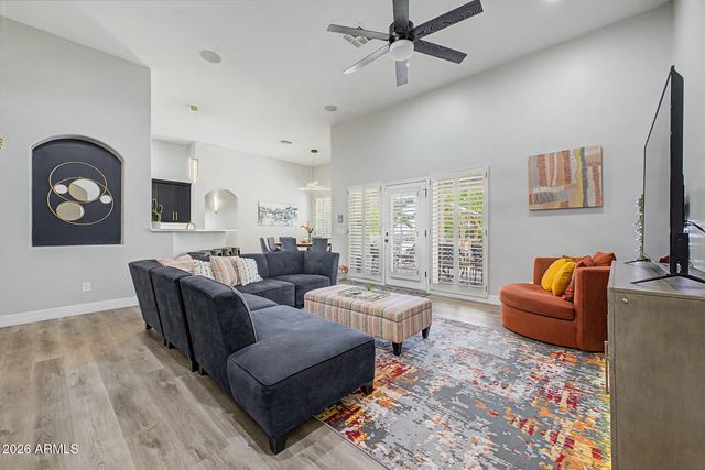 1920 E AURELIUS Avenue, Phoenix, AZ 85020