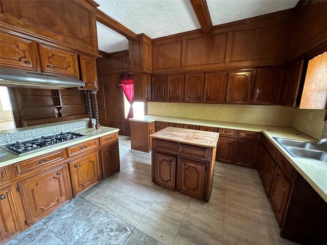 2324 Gentry Street, Houston, TX 77009