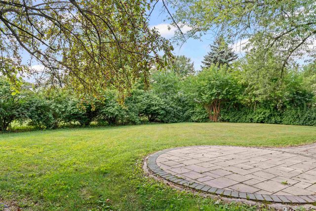 3724 Horseshoe Drive, Troy, MI 48083