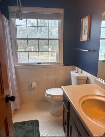 5244 Applewood Drive, Flushing, MI 48433