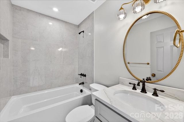 2321 Oberwood Drive, Charlotte, NC 28270